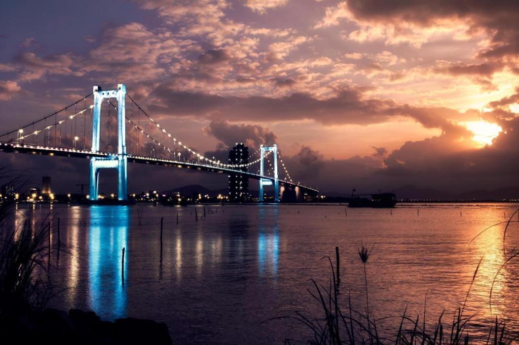 โรงแรมบลูบีช ดานัง ภายนอก รูปภาพ